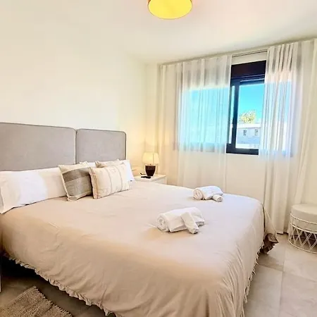 Infinity 2br&parking