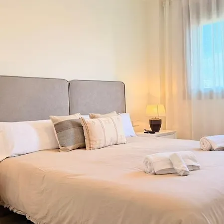 Infinity 2br&parking شقة *